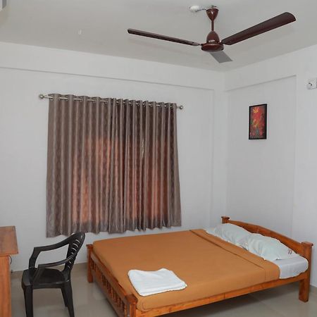 Sivaranjini Tourist Villa Guruvāyūr Kültér fotó