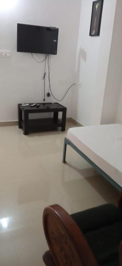 Sivaranjini Tourist Villa Guruvāyūr Kültér fotó