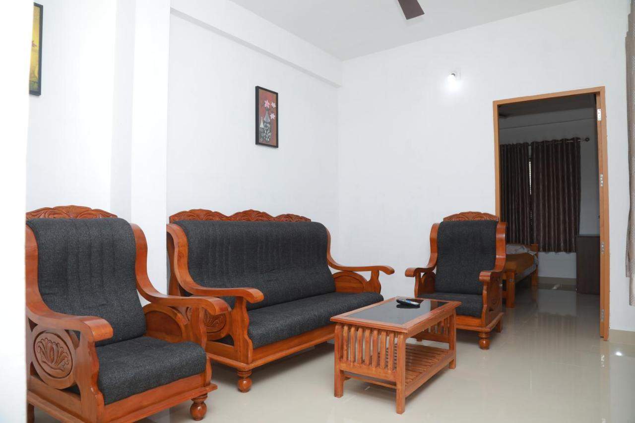 Sivaranjini Tourist Villa Guruvāyūr Kültér fotó