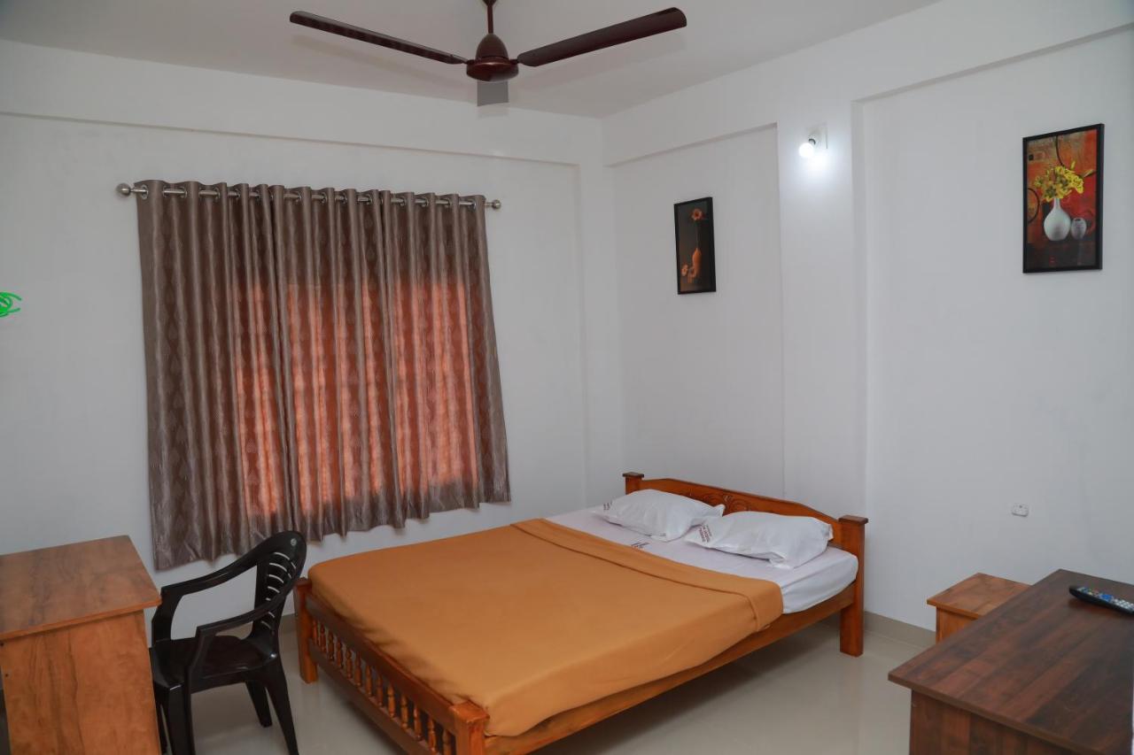 Sivaranjini Tourist Villa Guruvāyūr Kültér fotó